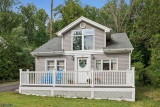 41 Hillcrest Road, Warren Township, NJ