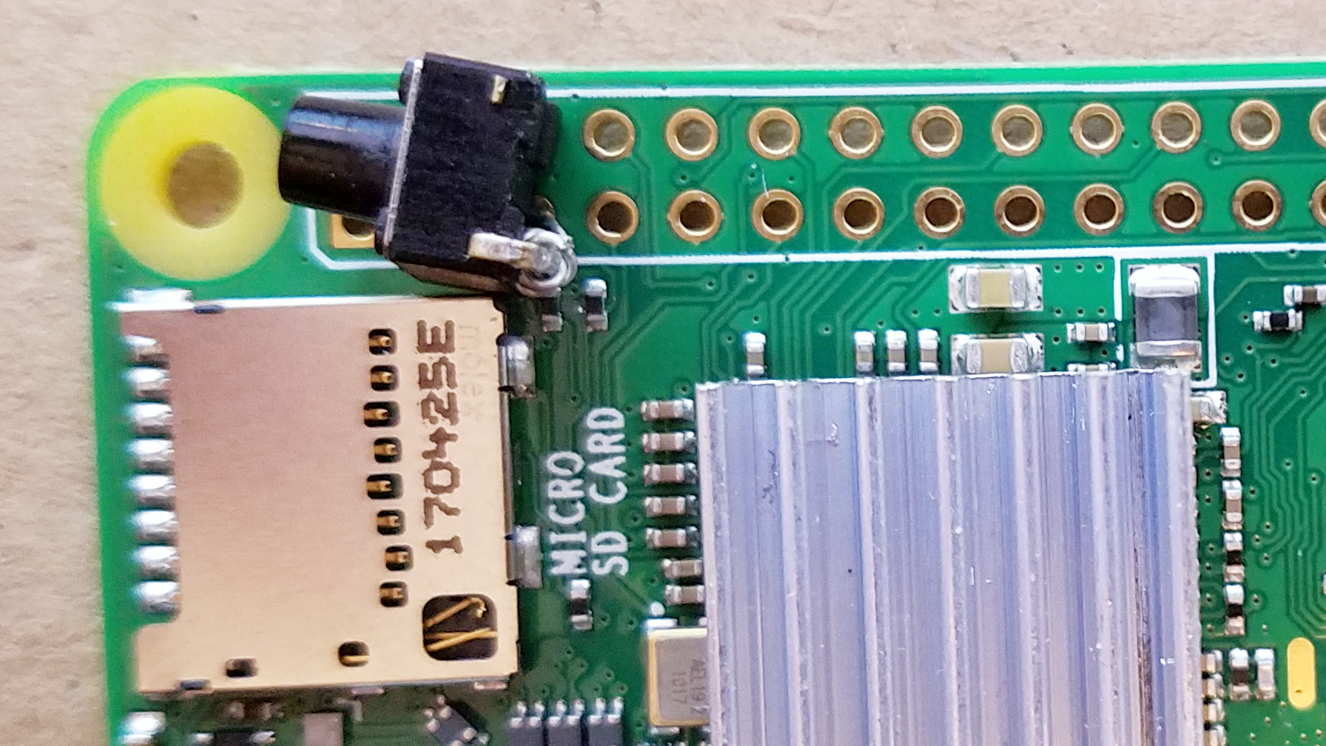 Pi-Zero-on-off-switch-top
