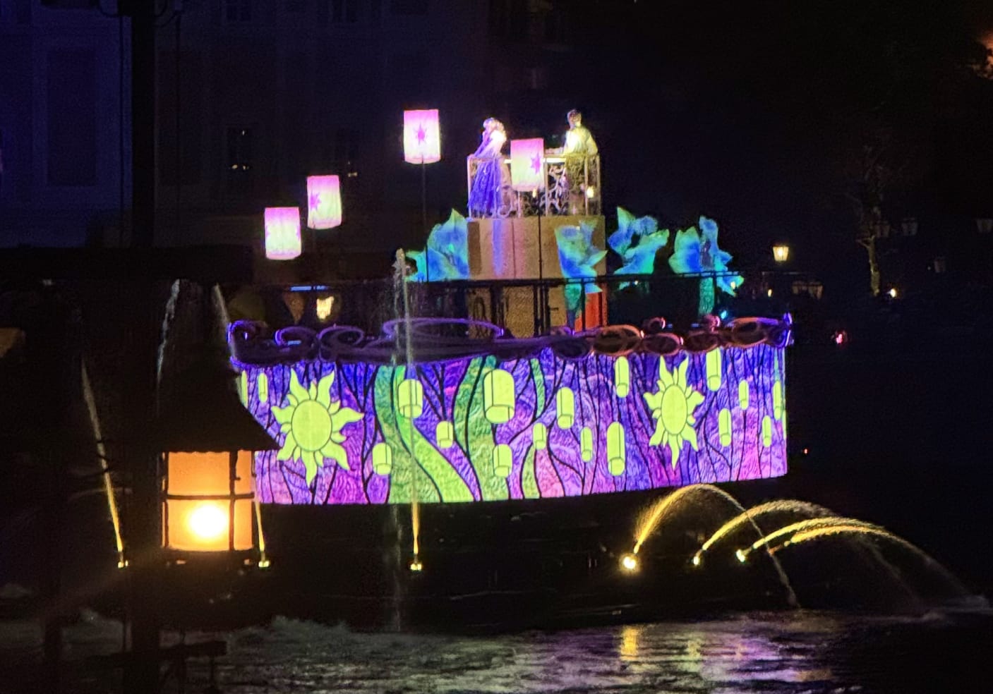 Believe! Sea of Dreams parade float of Rupunzel