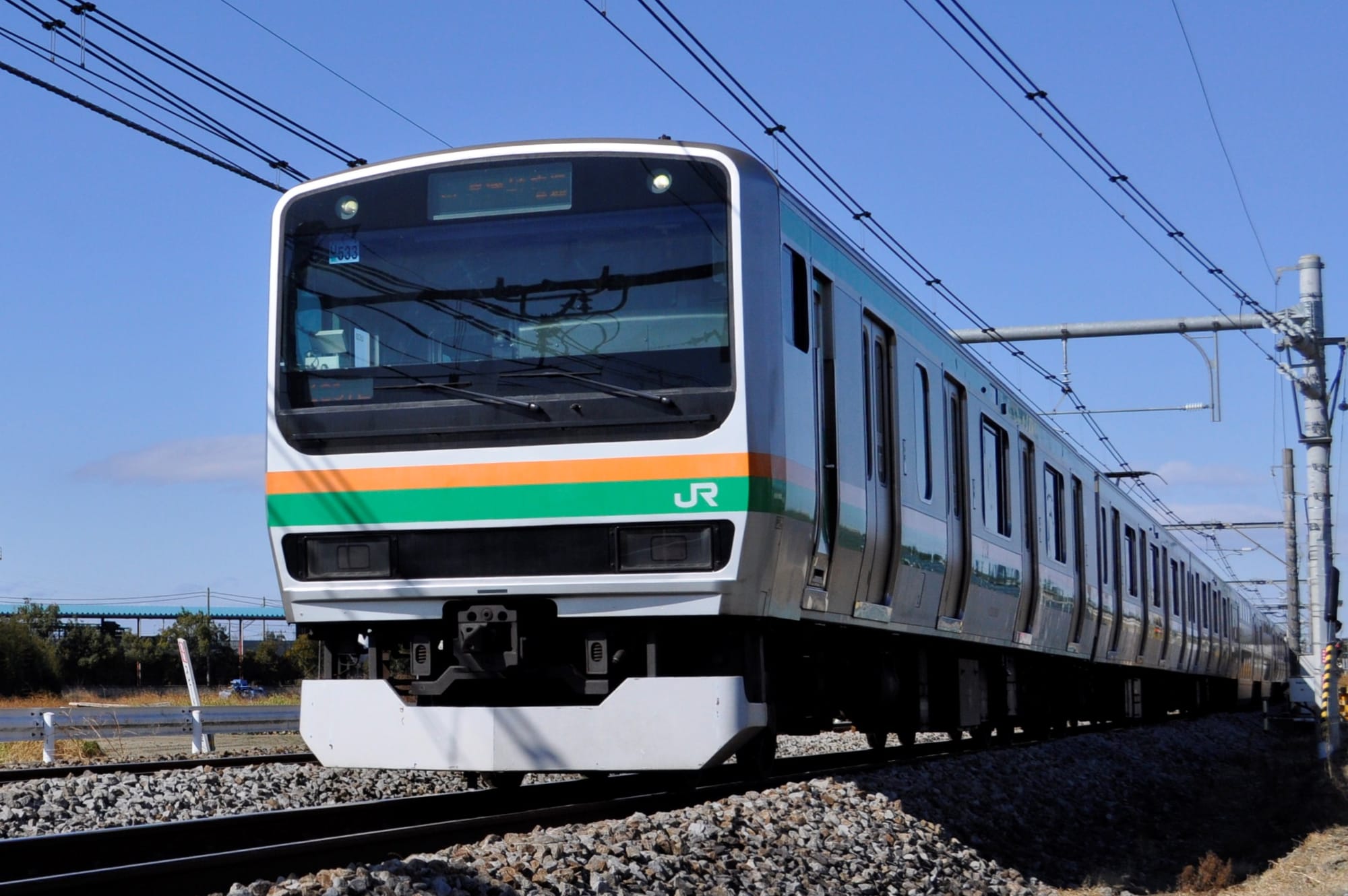 E231 series commuter train running on the Takasaki Line