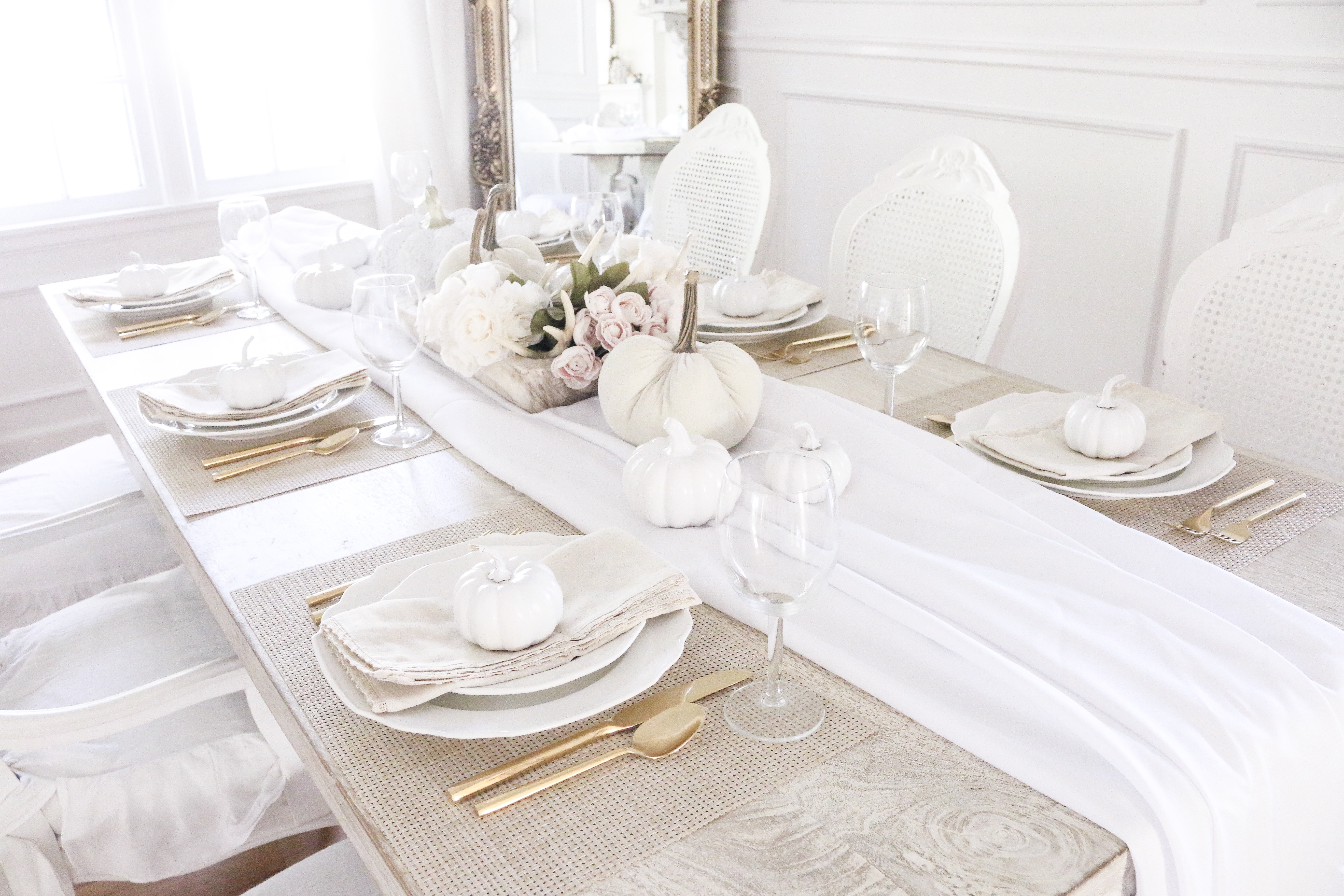 Feminine Fall Tablescape
