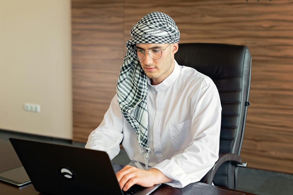 The benefits of wearing a keffiyeh