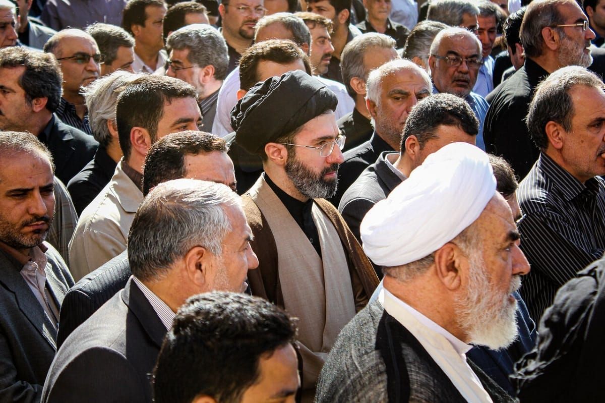 Five hypotheses about Mojtaba