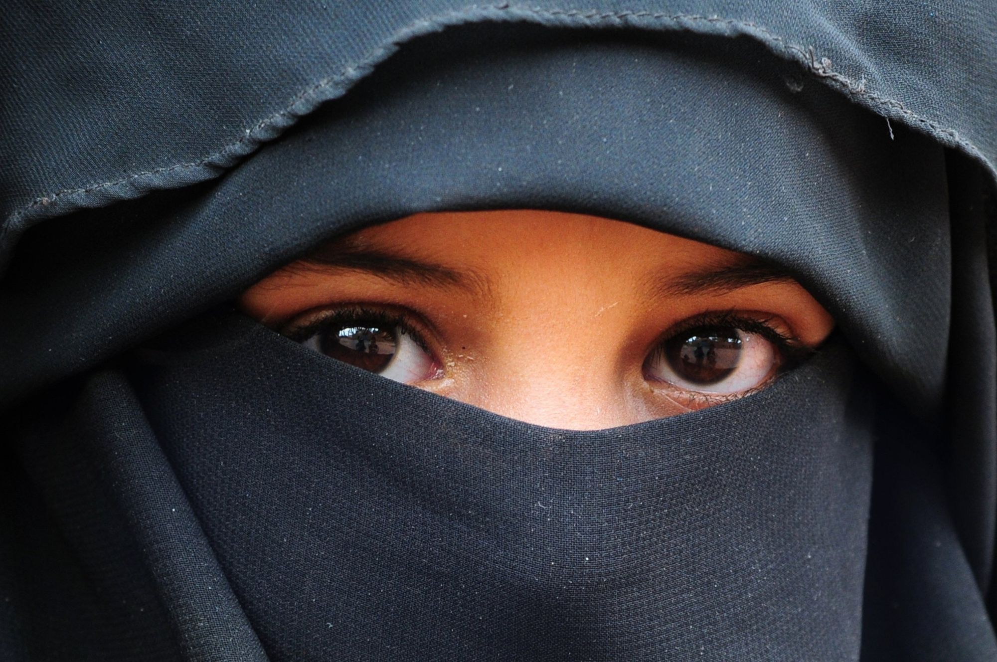 Mahsa Amini: Is this what could happen if religion rules? | Woman in burka