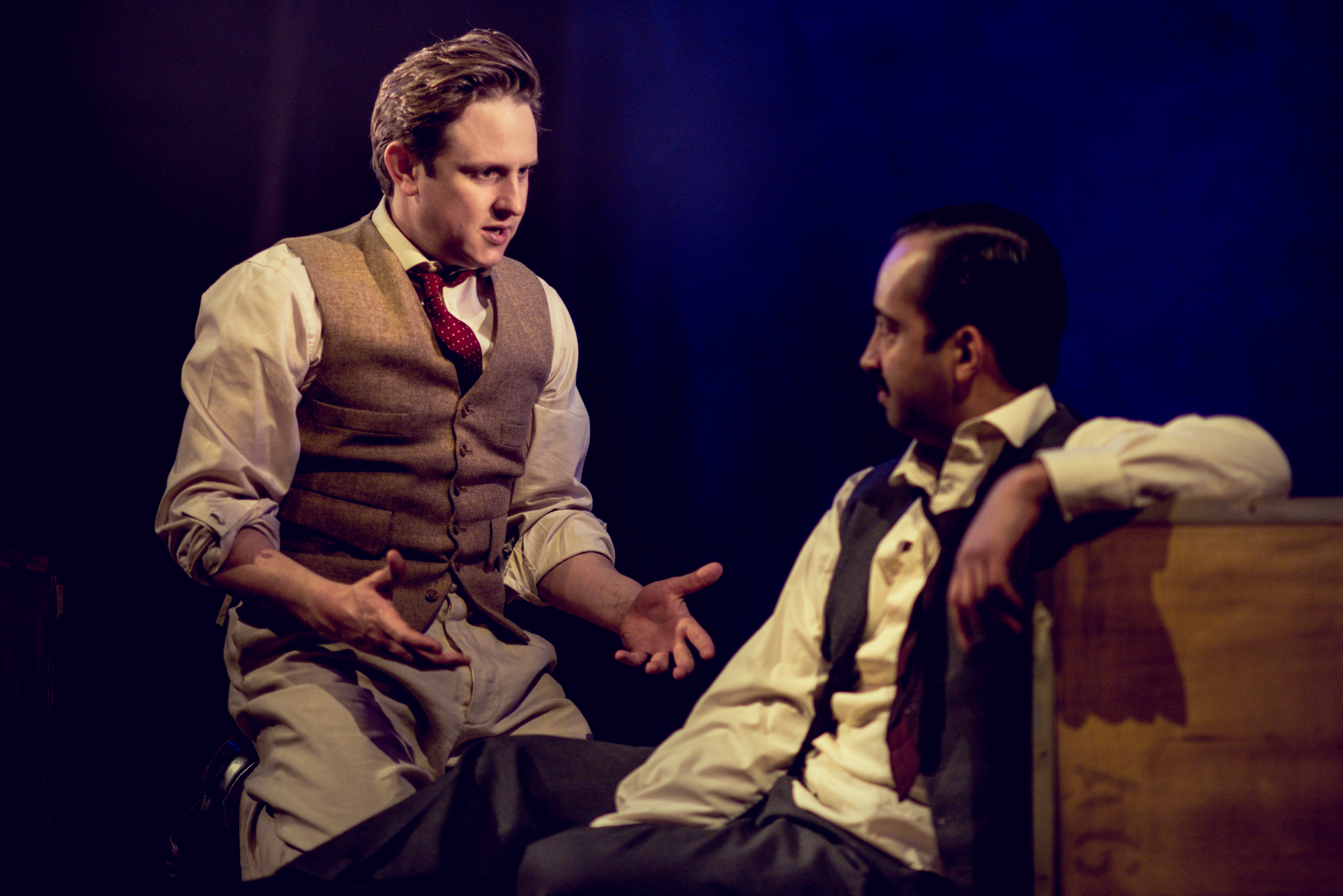 Simple8_PassageToIndia_Richard-Goulding--Asif-Khan_photosbyIdilSukan_13