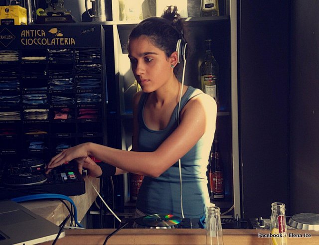 28879000_1834118533328946_1576848596_o-001