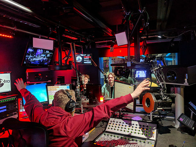 fb0332_7574e11fa0804e8e8c734e4ba45a1fa8-mv2_d_2048_1536_s_2