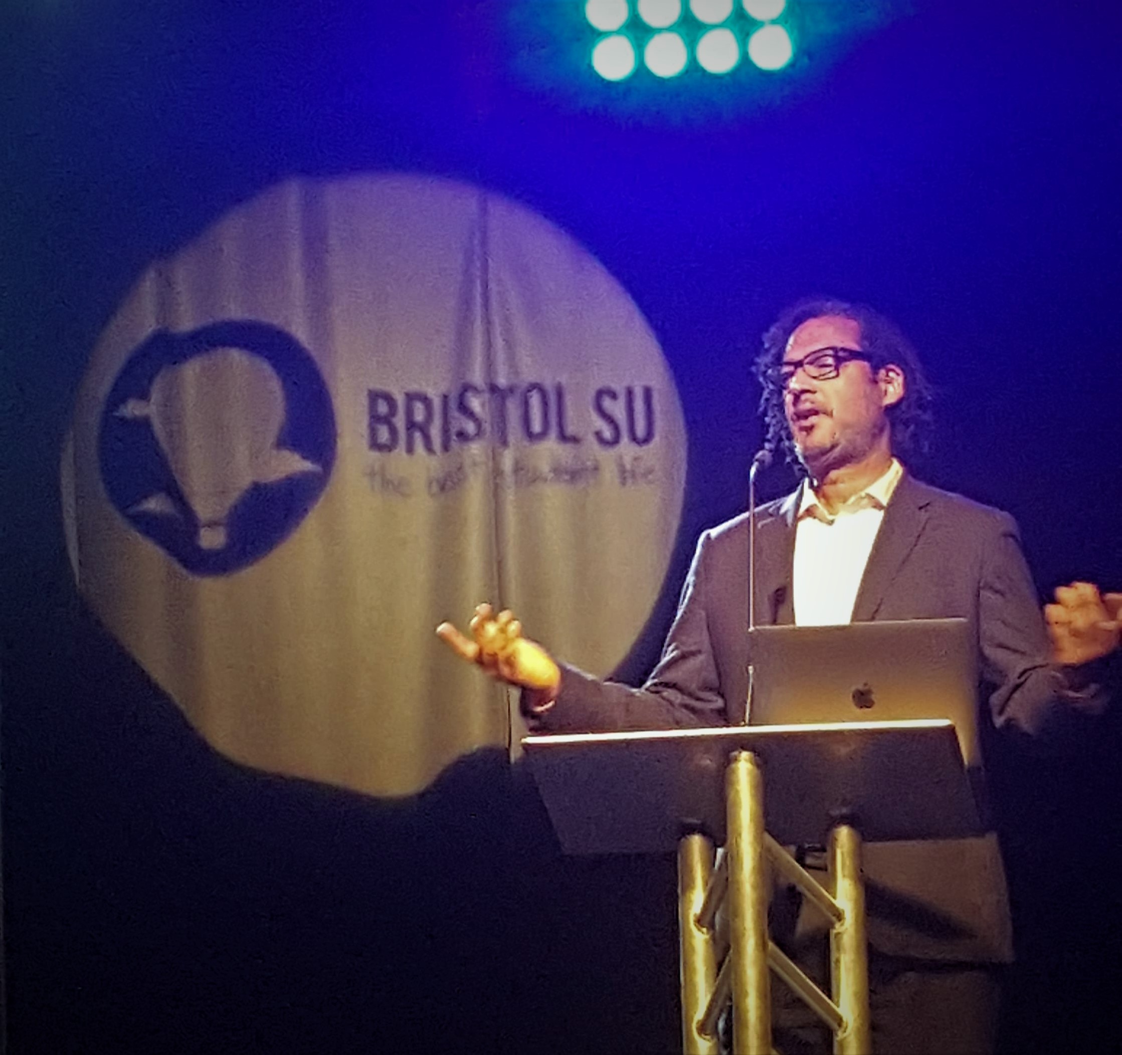 44278057_502951970221974_8028438540842958848_n-2-1