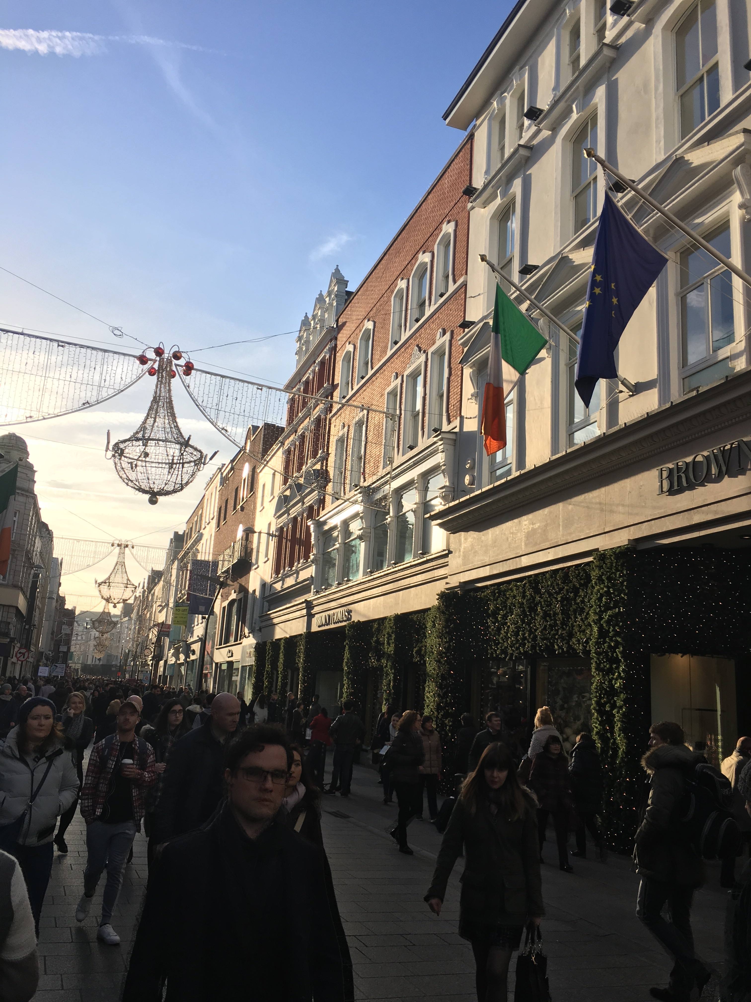 45376322_1662735643831807_7006287129563103232_n