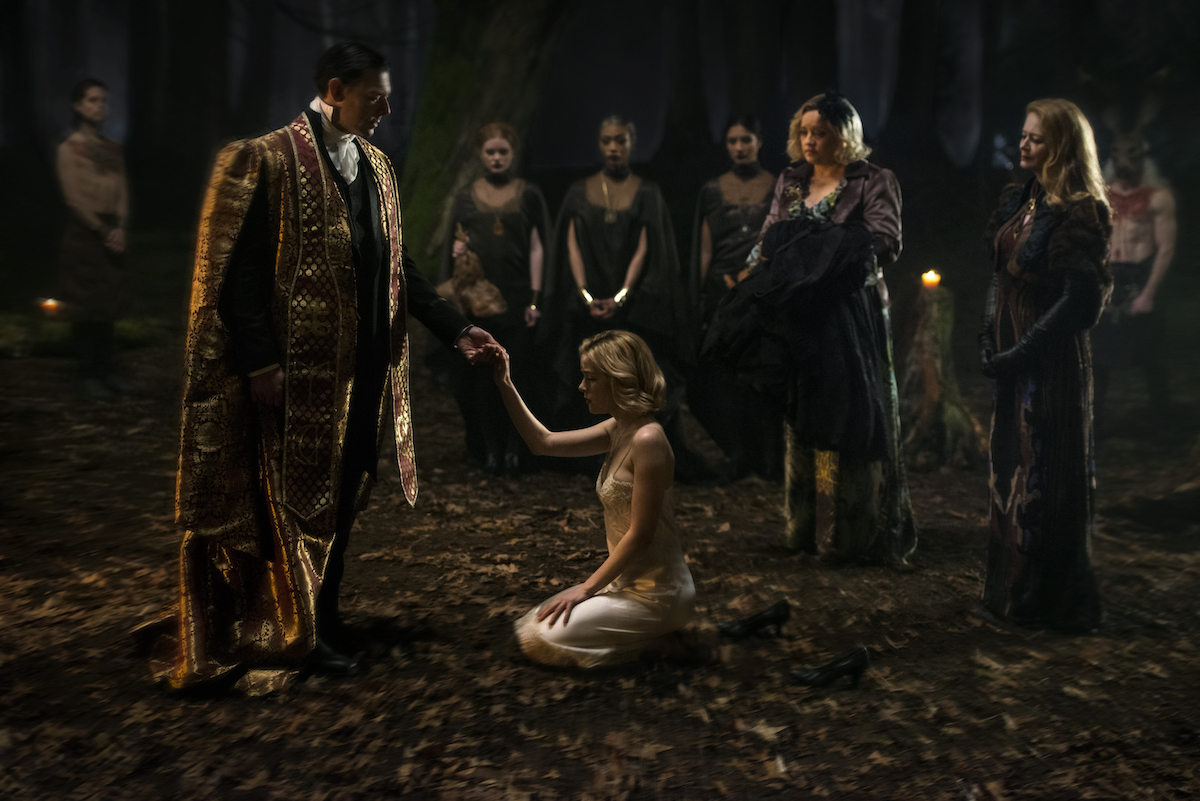 sabrina---diyah-pera-slash-netflix