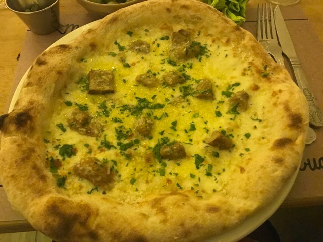 53735638_295680367769137_2544745076085489664_n