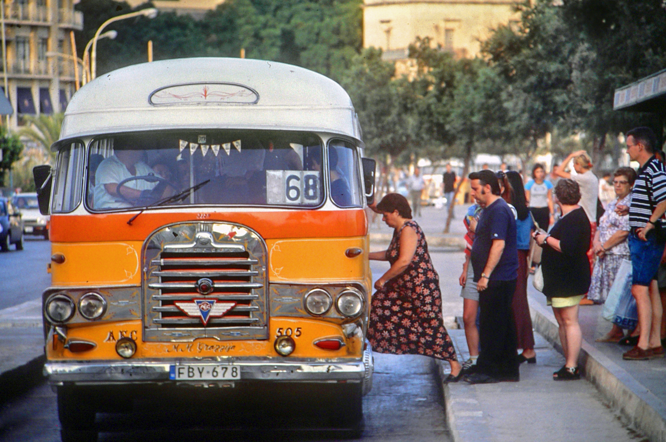 6797706335_c2a577d379_o--1-