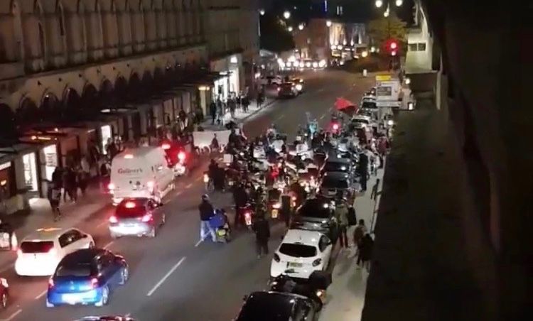 'Fast Food Shutdown': Bristol riders protest against delivery pay