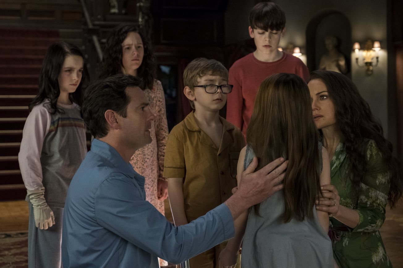 The Haunting of Hill House has tense family drama to boost the effect of its ghoulish jump scares