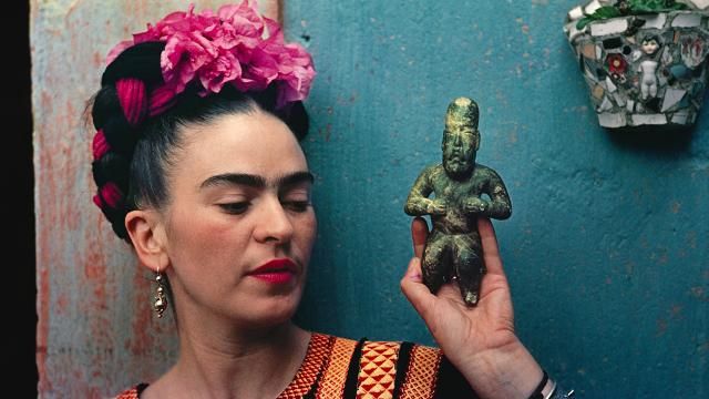 Finding Frida Kahlo: Self expression through style