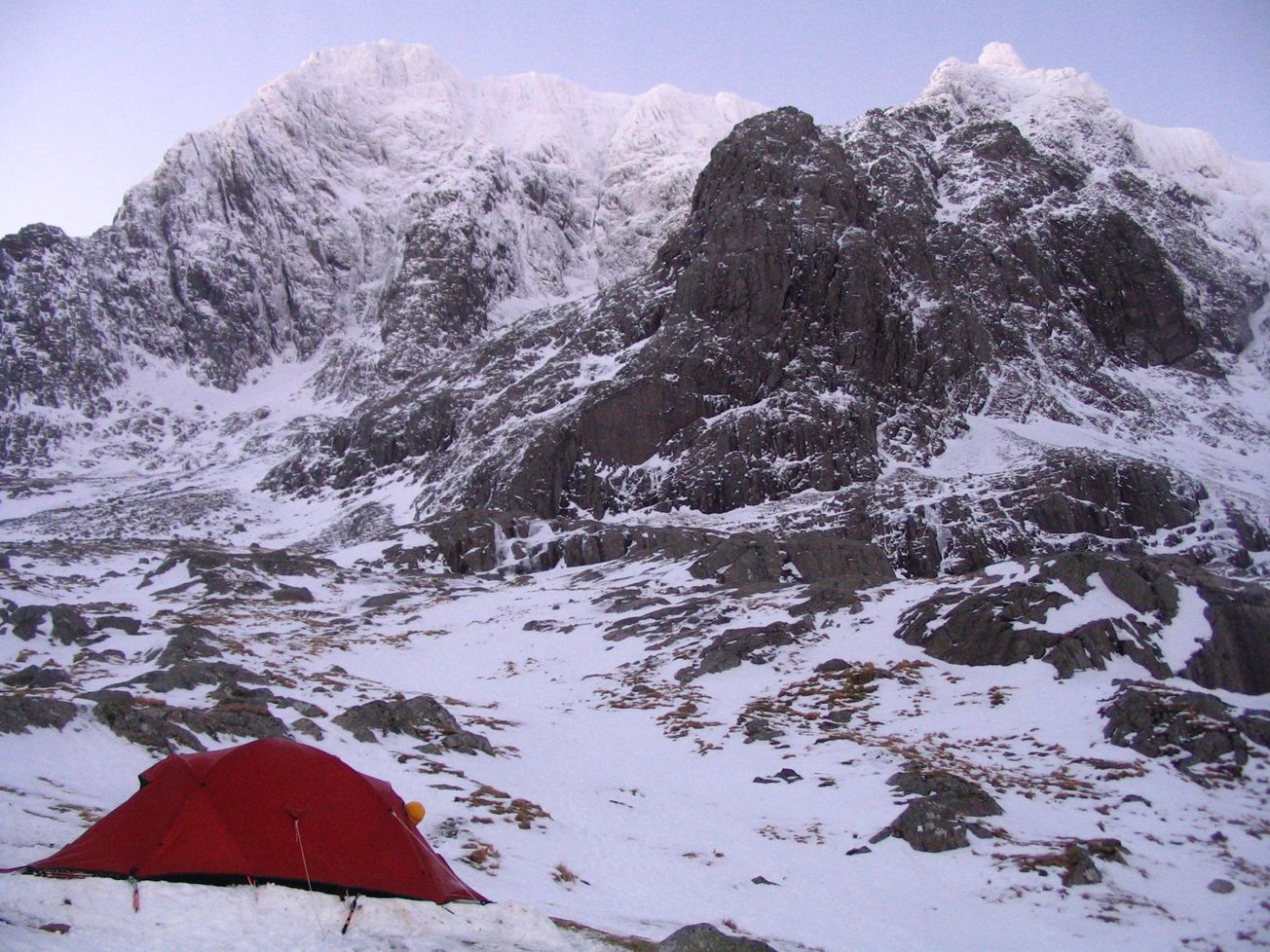 Student dies while climbing Ben Nevis
