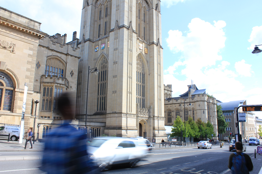 Bristol Uni research suggests indirect link between screen-time and poor mental health