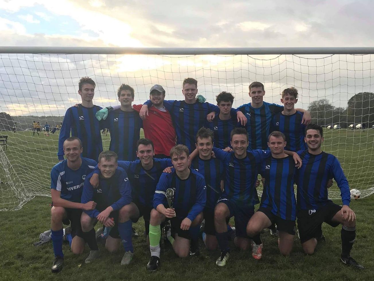 Intramural in transition: Riverside Dads and social football