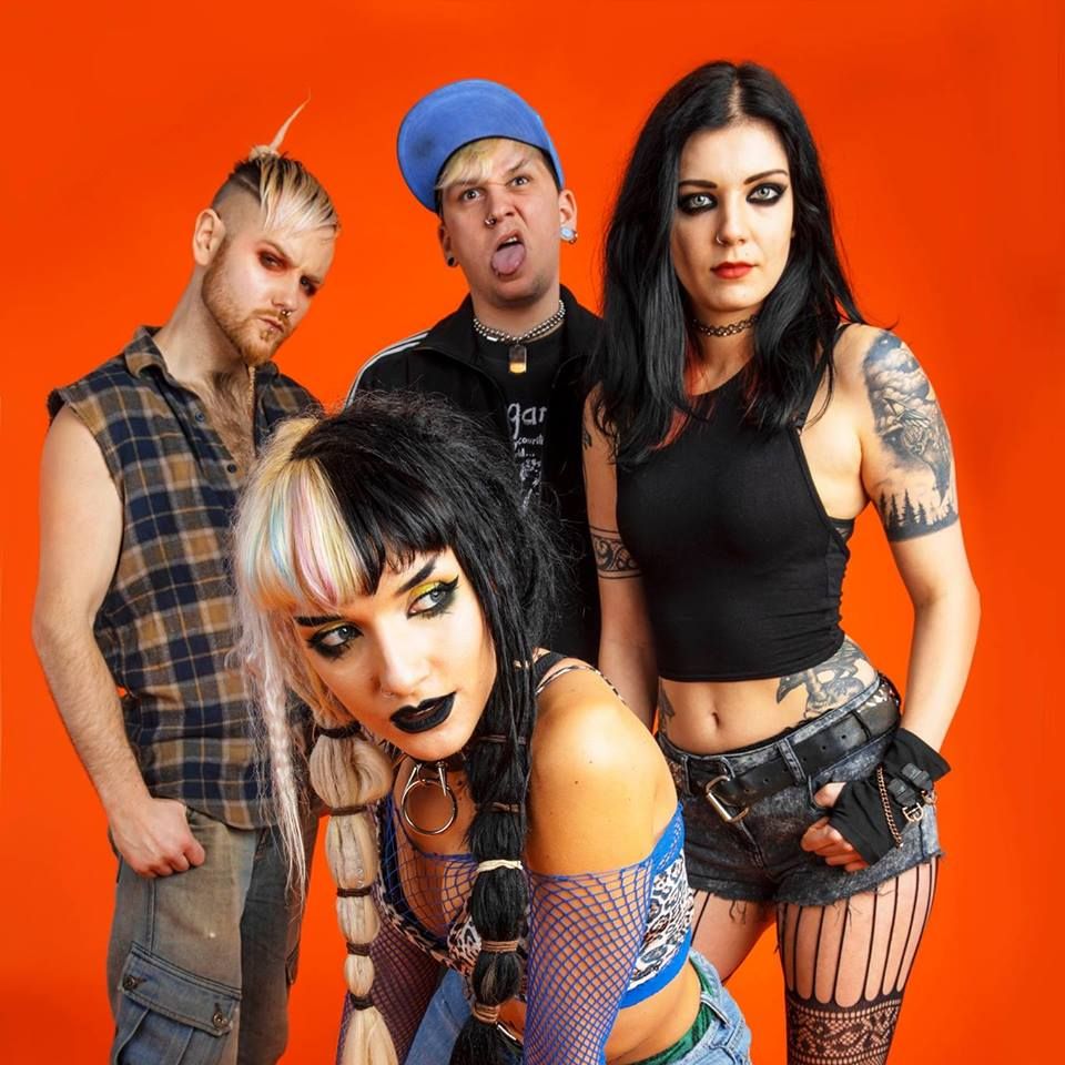 Review / Hands Off Gretel @ Louisiana