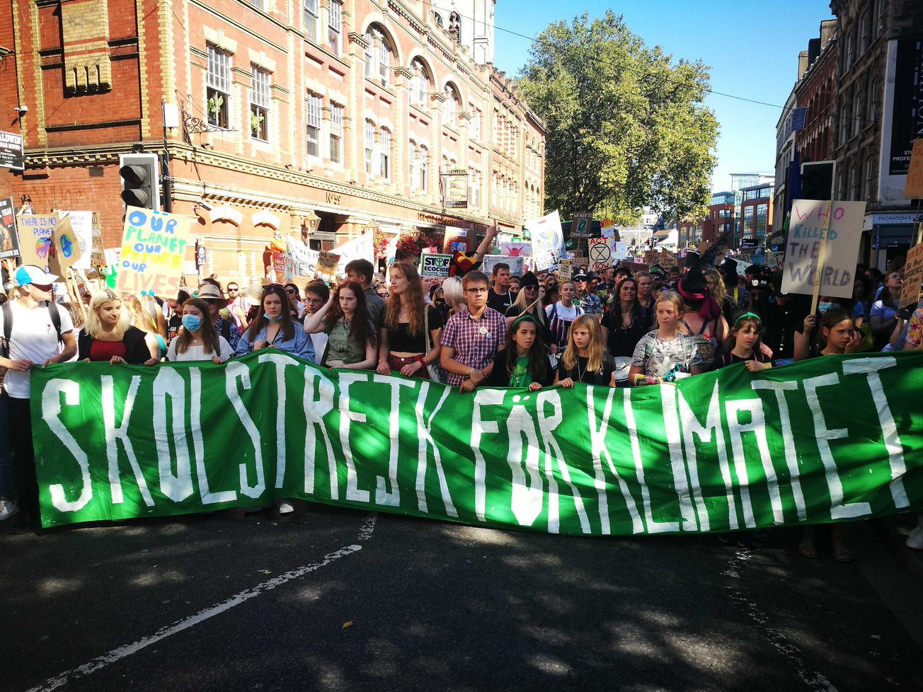 Thousands of climate strikers take to the streets in Bristol City Centre