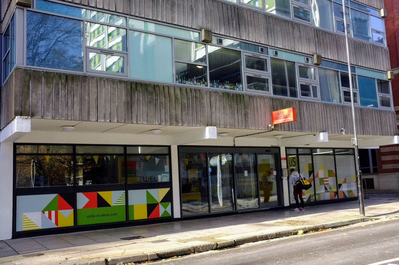 £800 fine for UoB students who disregard social distancing measures