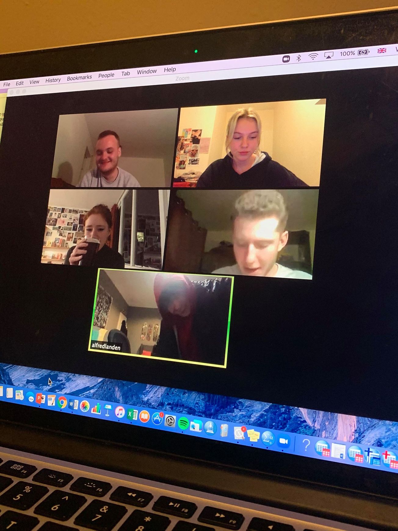 A glimpse into the daily diary of an isolated student