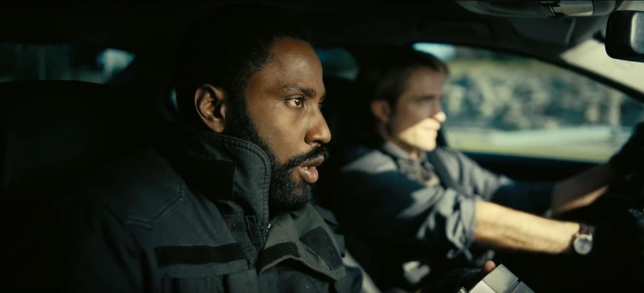 "Tenet": time travel, shaken, not stirred