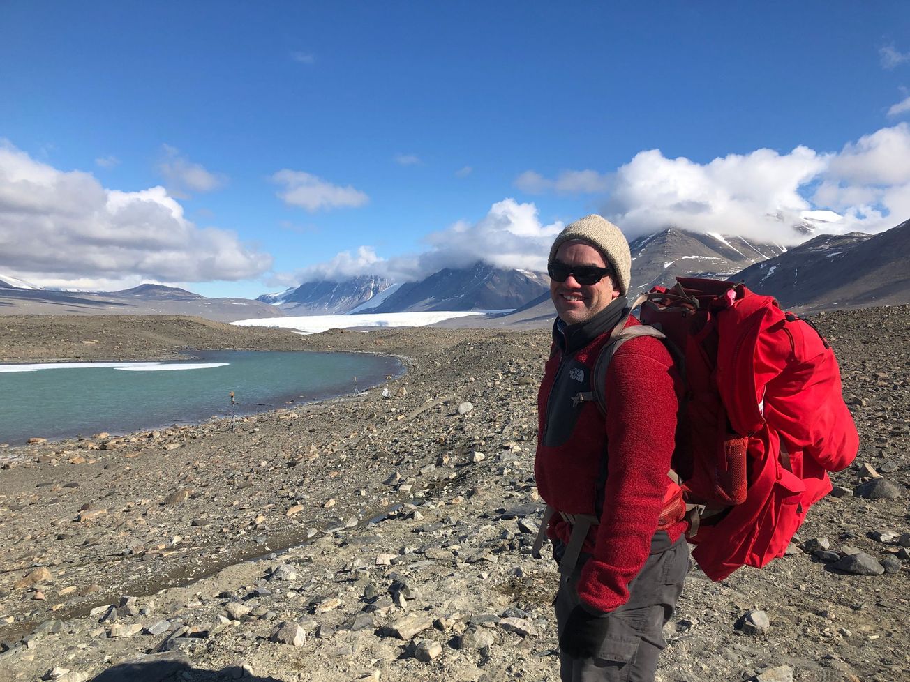 Adrian Howkins: A Very Cold War - Conversations with Fergal