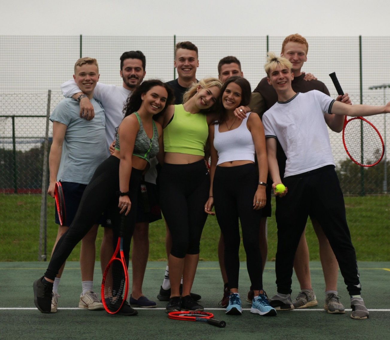 Armago: Like Tinder but for sport