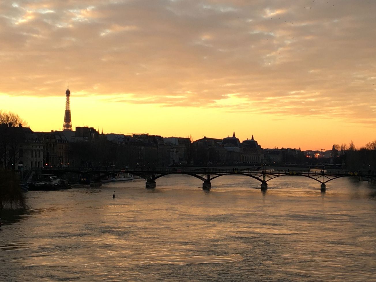 Letters from Paris: 'Rend nous l’art, Jean !'