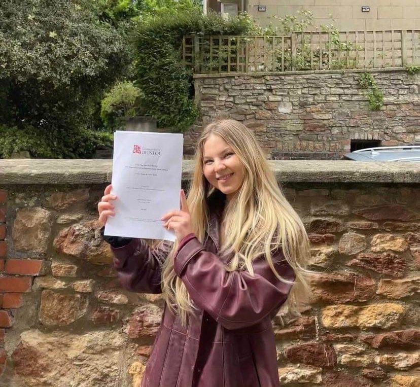 The Bristol student who wrote her dissertation about Taylor Swift