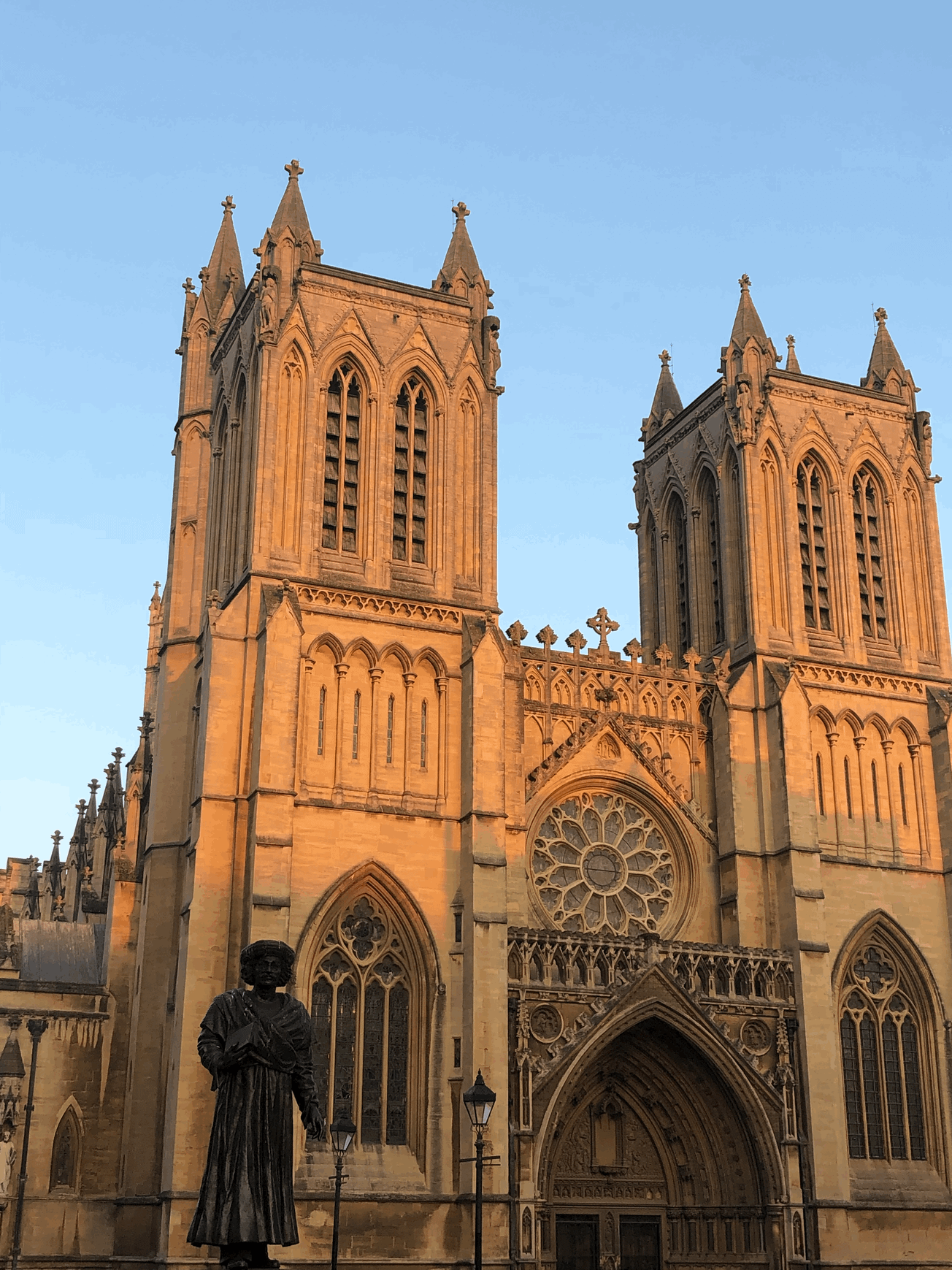 Holocaust Memorial Day in Bristol: how and why we remember