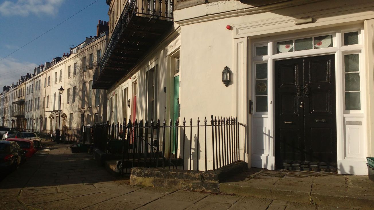 Student renters – being polite, prepared, and responsible could save you money