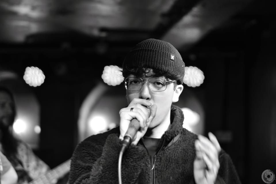 Bristol student stuns The Voice's judges and viewers as he makes it to the semi-final