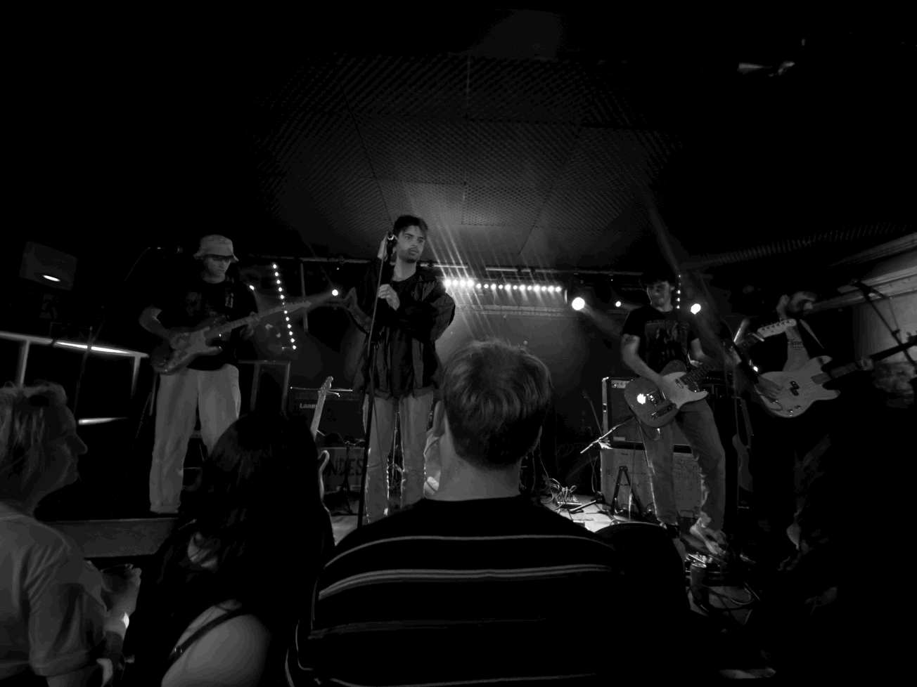 Gig Review and Q&A: Blondes @ Exchange