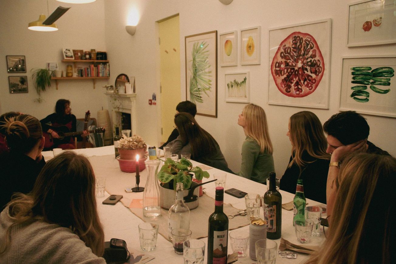 Busker's Banquet: Gig Review And Conversations With Fritillaries And Hesta Banks