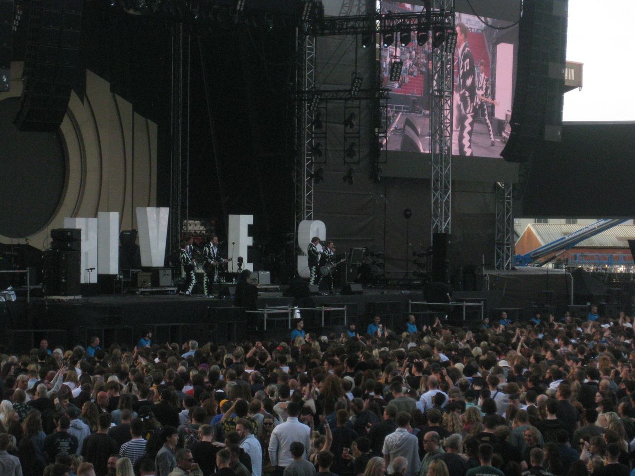 Review: The Hives @ Ashton Gate Stadium