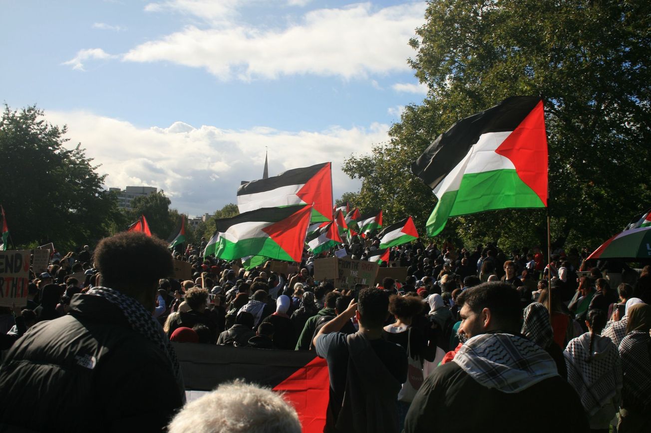 Palestine solidarity march takes place in Bristol