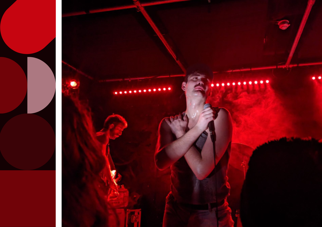 Review: Model/Actriz @ Dareshack