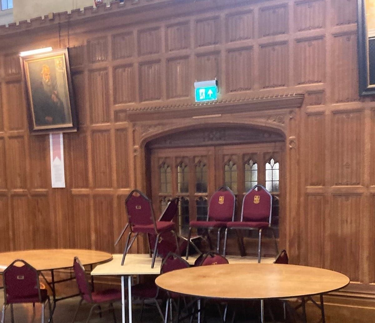 Protestors end five-day Wills Memorial occupation after Bristol Uni threatens legal action