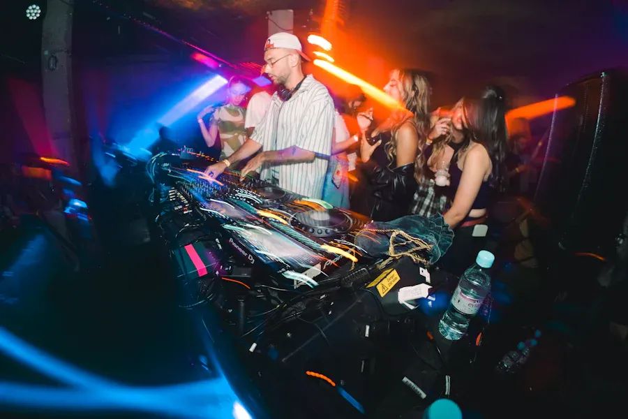 Fishies takes over The Brass Pig and Daisy's in highly anticipated return