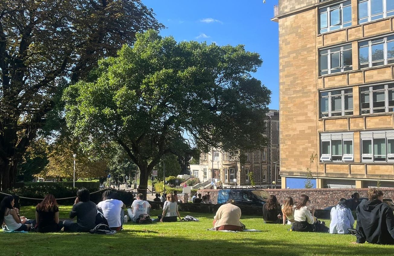 Adjusting to university life: Facing the challenges of a fresh start without familiar faces