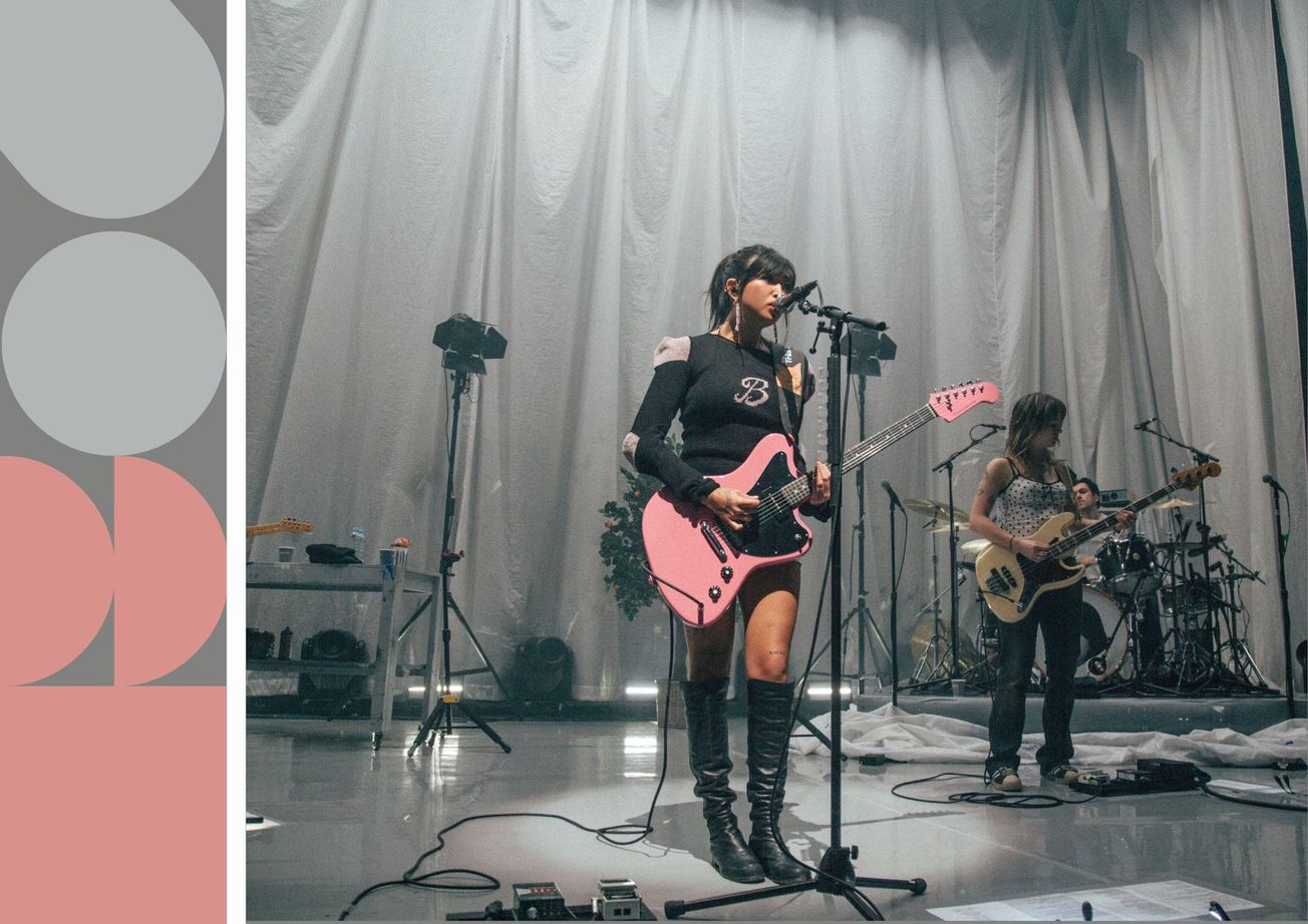 Review: Beabadobee @ Bristol Beacon