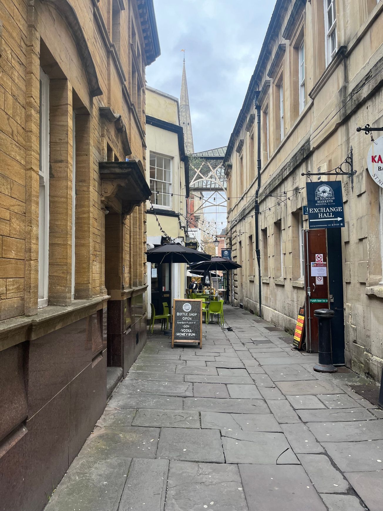 ‘We were sort of stuck in a limbo’: Navigating the Bristol house hunt while studying abroad