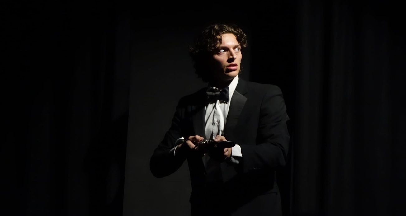 Review: Pull My Goldfinger- License to Thrill (and disrobe)