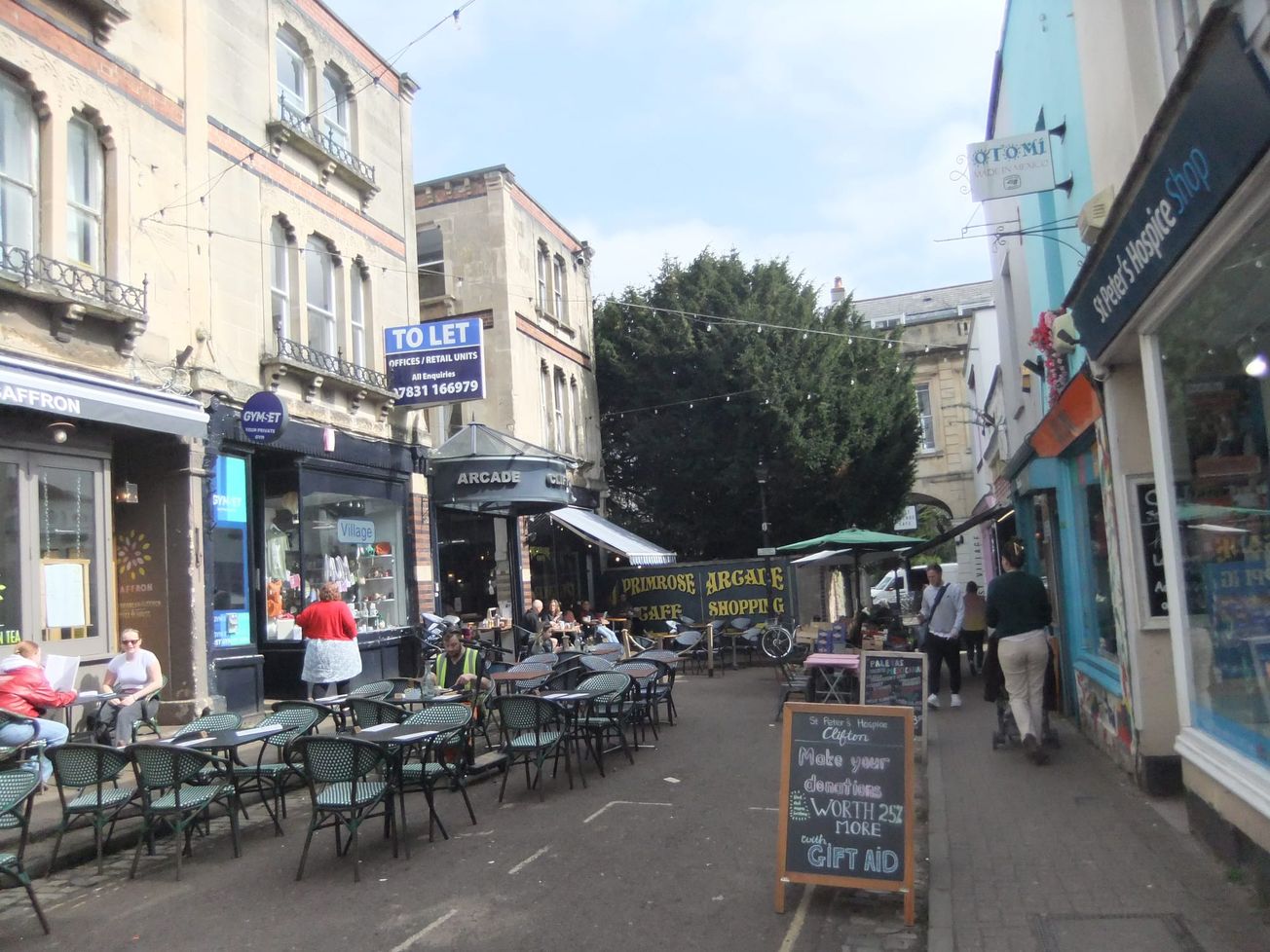 Opinion | Living in the student bubble limits our experience of Bristol