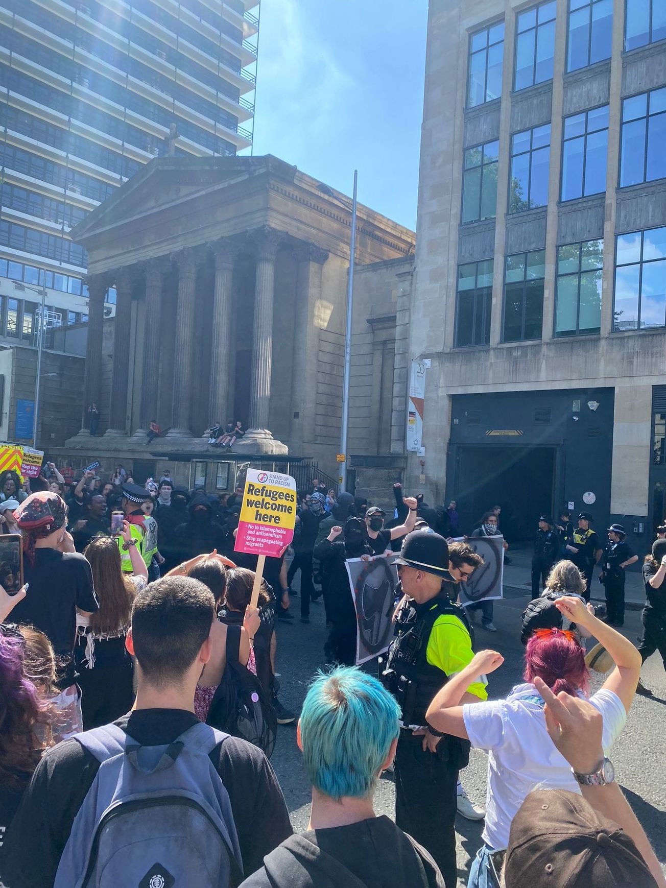 'I've never spoken to them – I'd like to' - Antifascist and UKIP protestors clash in City Centre