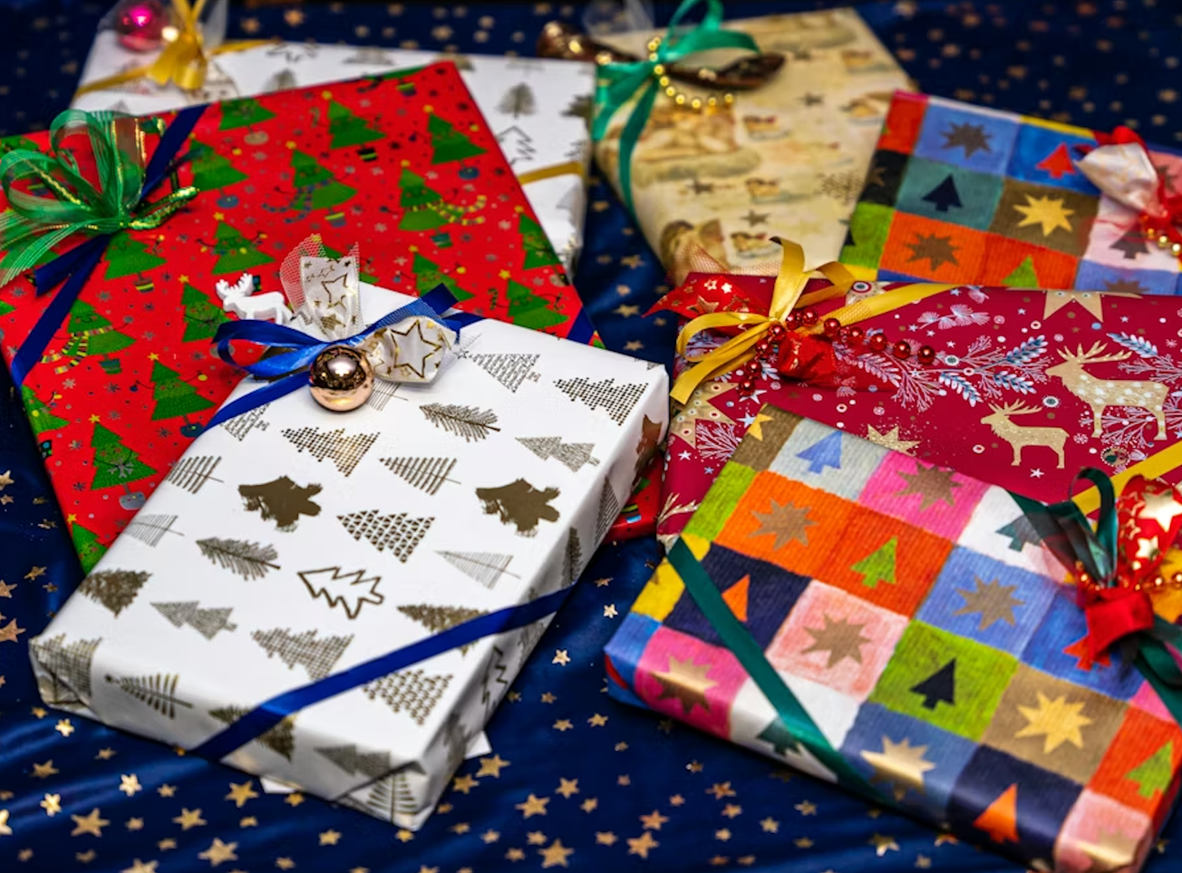 'Tis the season... to think about conspicuous consumption