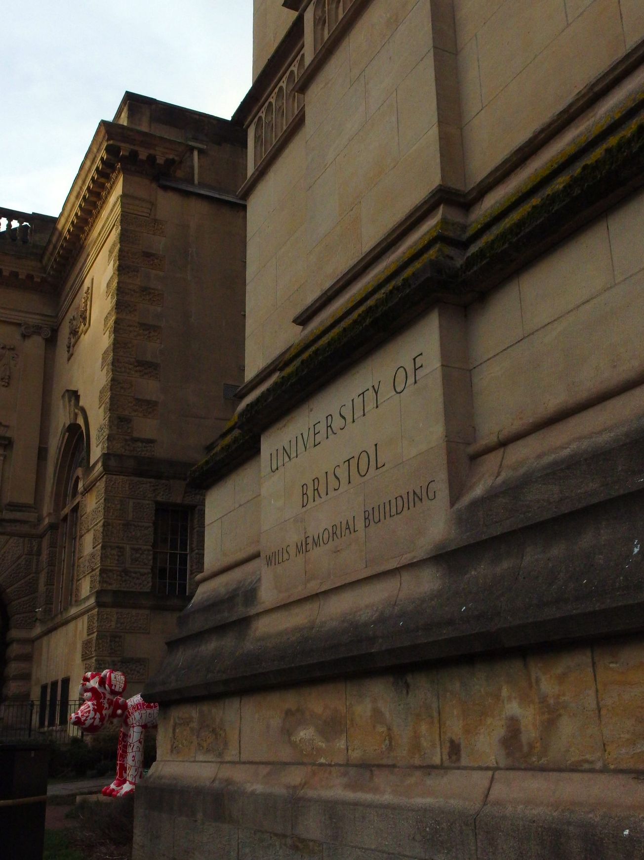 University of Bristol asks Humanities and Languages academic staff to voluntarily quit