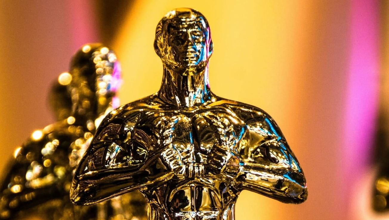 Ping pong ball hosts Oscars in ‘epic’ final push for Marty Supreme